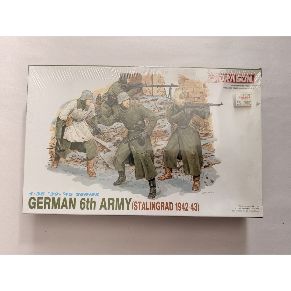 Dragon 1:35 German 6th Army (Stalingrad 1942-43) Military Figures Model Kit 6017